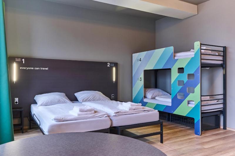 Triple Room image 3