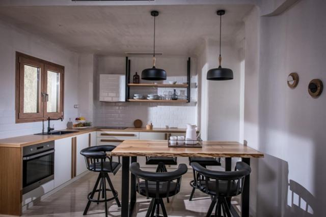 Cosmopolis Crete Suites - image 14