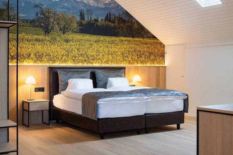 Suite with Balcony image 2