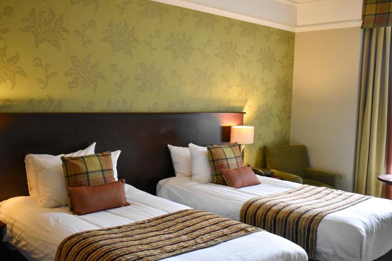 Classic Double or Twin Room image 3
