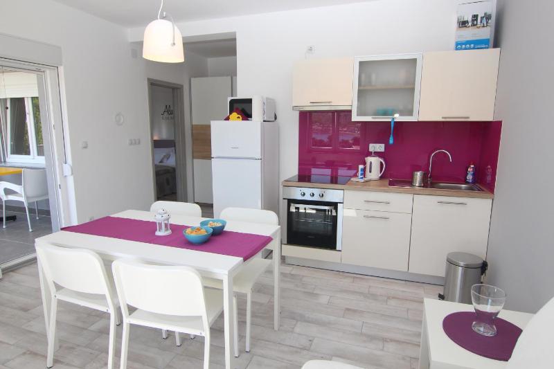 Apartment Villa Franci Pag with heating and open all year - image 37
