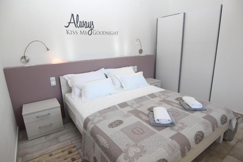 Apartment Villa Franci Pag with heating and open all year - image 25