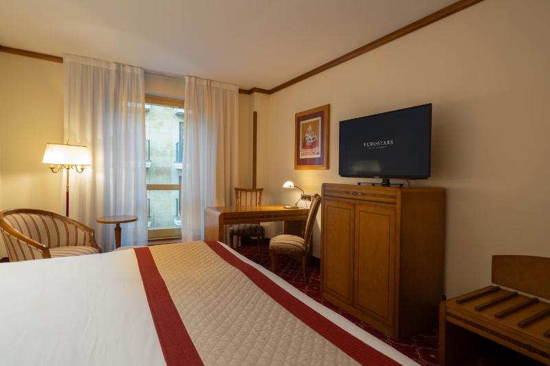 Junior Suite image 1