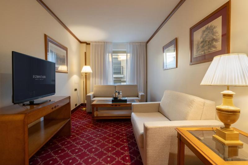 Junior Suite image 3