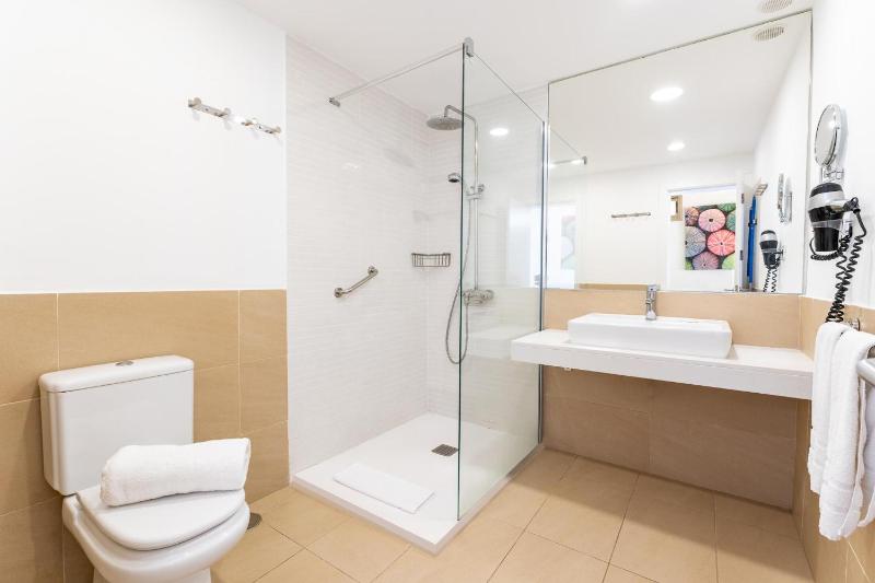 Classic One Bedroom Apartment with Balcony and Limited Sea View image 1