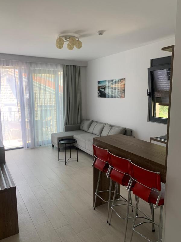 Apartment with Sea View image 3