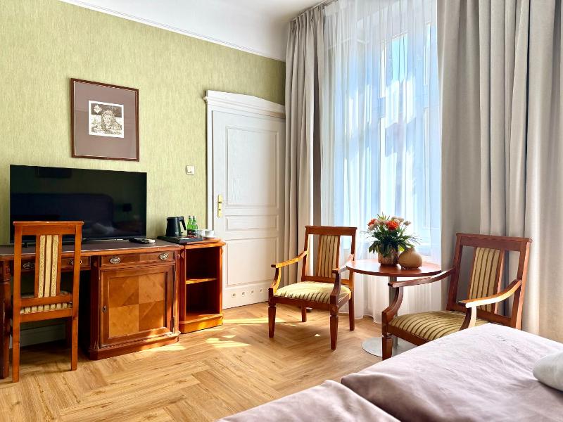 Hotel - Pokoje i Apartamenty Heban - image 21