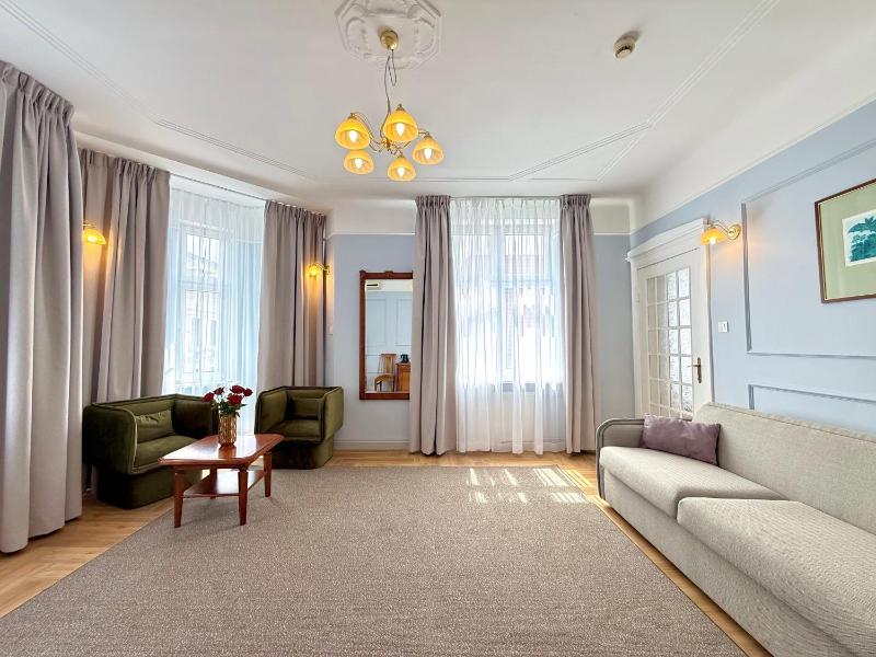 Hotel - Pokoje i Apartamenty Heban - image 12