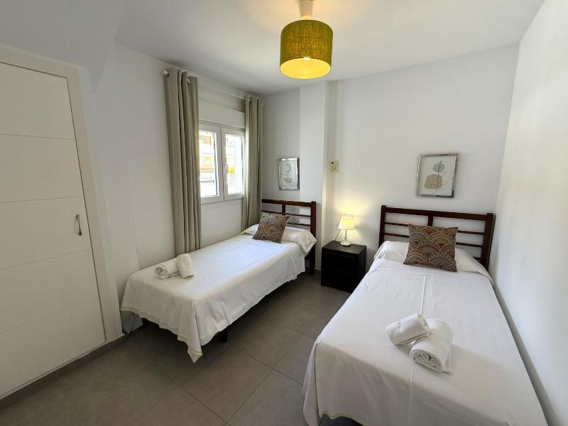 Nerja Paradise Rentals - Villa Daisy - image 34