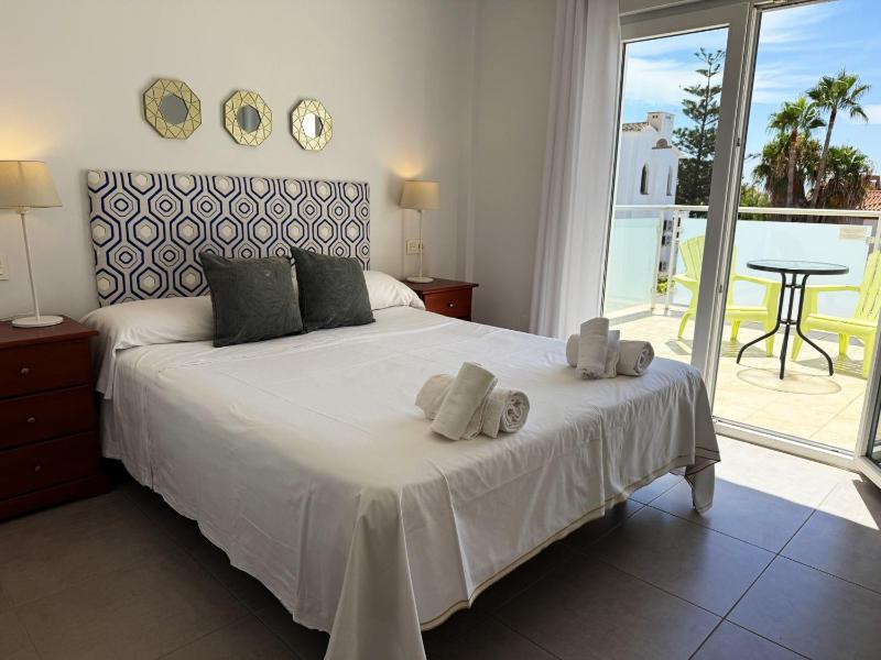 Nerja Paradise Rentals - Villa Daisy - image 29