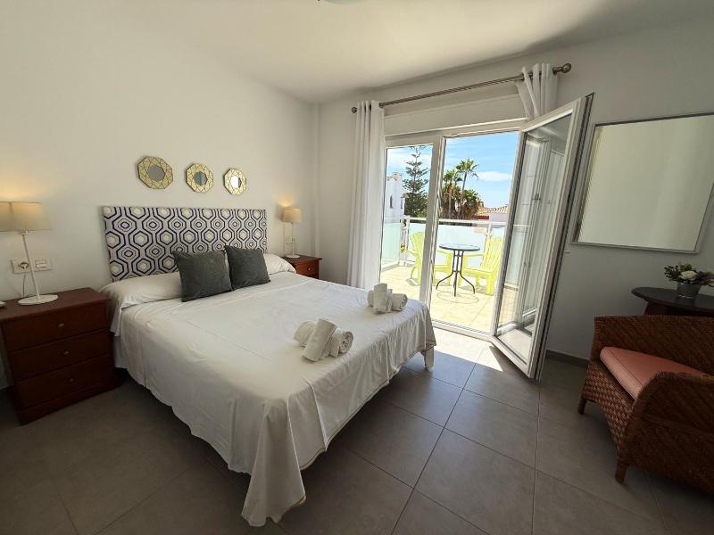 Nerja Paradise Rentals - Villa Daisy - image 40