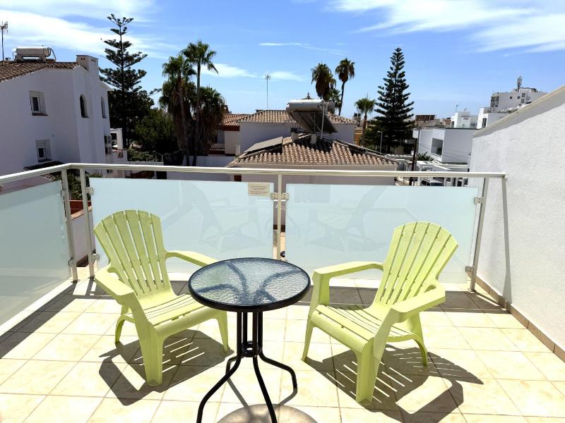 Nerja Paradise Rentals - Villa Daisy - image 21
