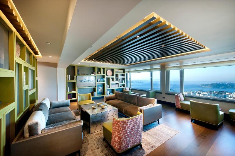 Club Room Bosphorus View With Lounge Access image 1