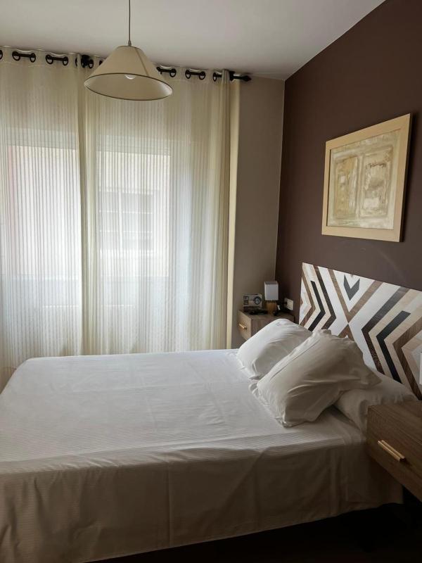 Standard Double Room image 2