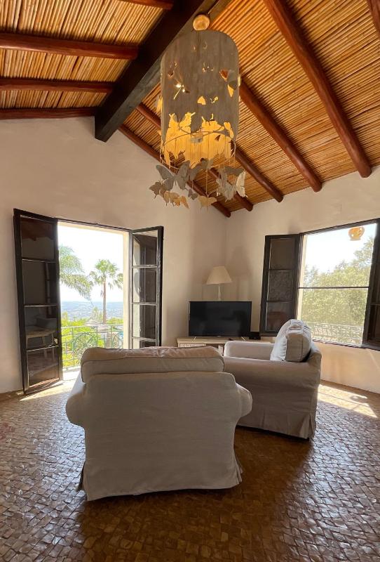 One-Bedroom House image 1