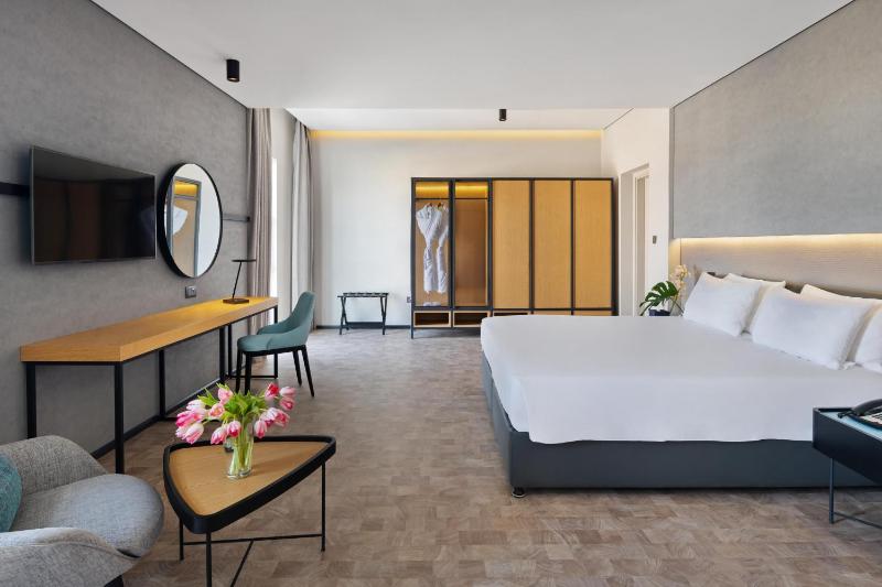 Two-Bedroom Suite image 4
