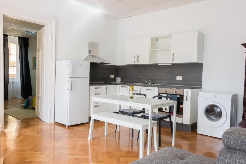 Sunny Apartment Anamaria Opatija - image 12