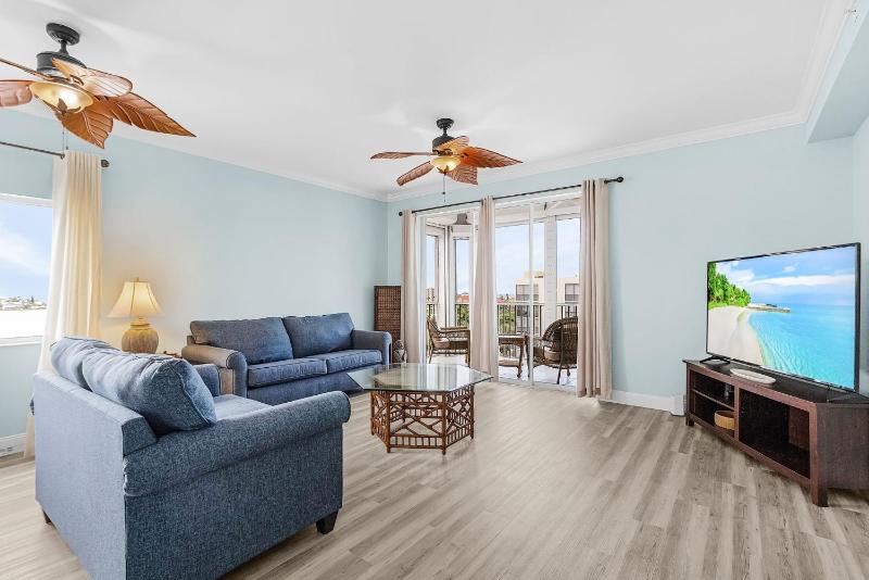 Casa Marina 521 condo - image 2