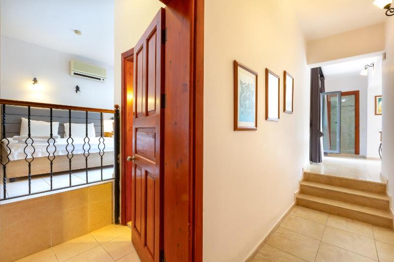 Grand Suite image 3