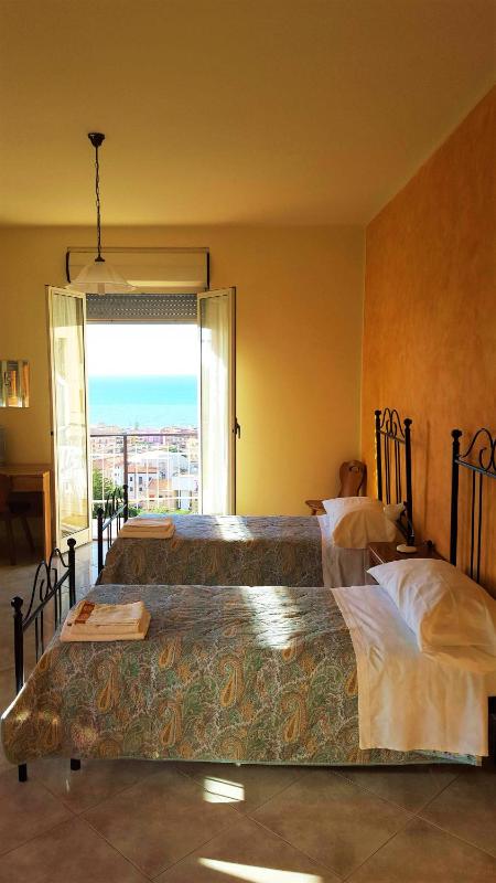 Delle Rose - image 10