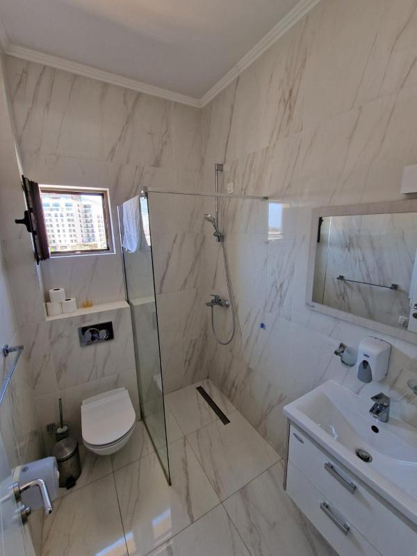 Deluxe Triple Room with Sea View image 2