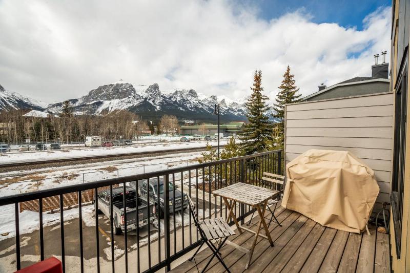 Casa de Luna by Canadian Rockies Vacation Rentals - image 25