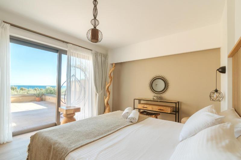 Golden Bay Suites & Maisonettes - image 44