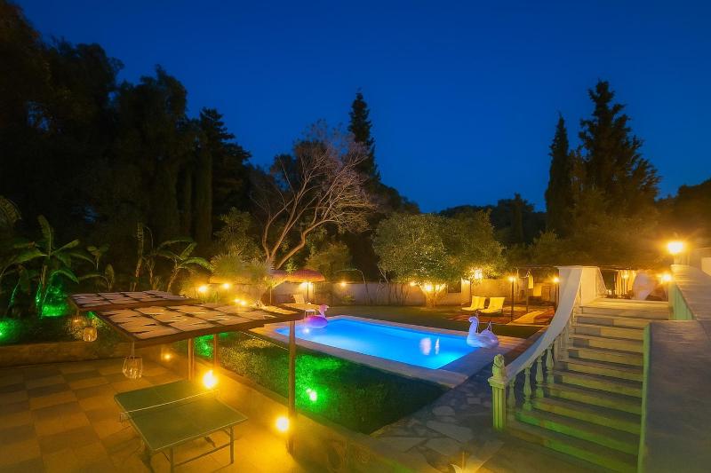 Villa Small Paradise private pool jacuzzi BBQ complete privacy - image 5