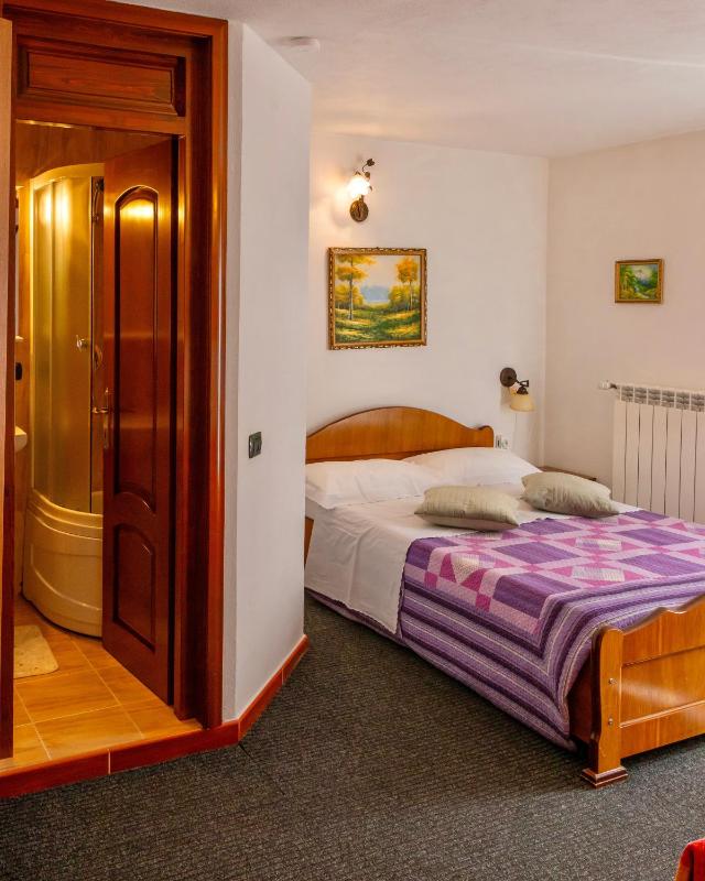 Triple Room with Mountain View image 1