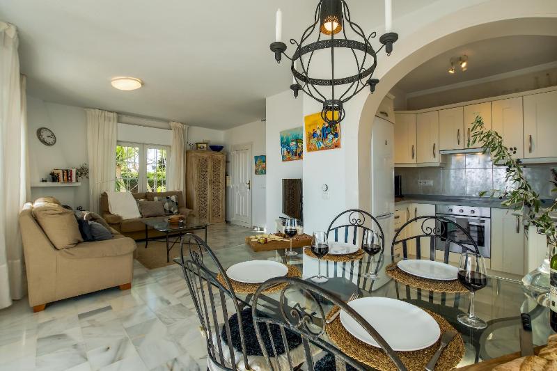 Los olivos villa with heated pool - image 21