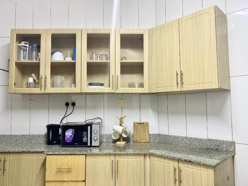 Budget stay at all Ensuite 2 or 3 bedroom Apartment with Pool - image 13