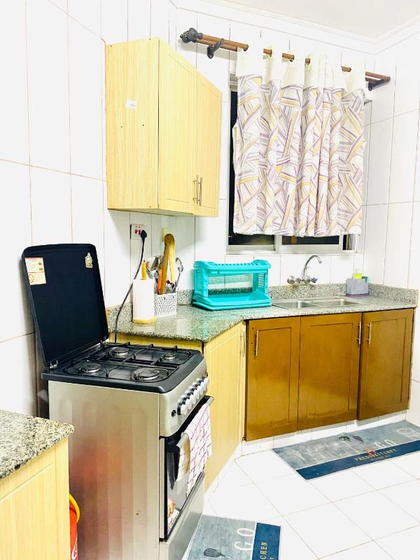 Budget stay at all Ensuite 2 or 3 bedroom Apartment with Pool - image 7