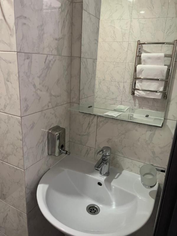 Family Room with Shower image 4