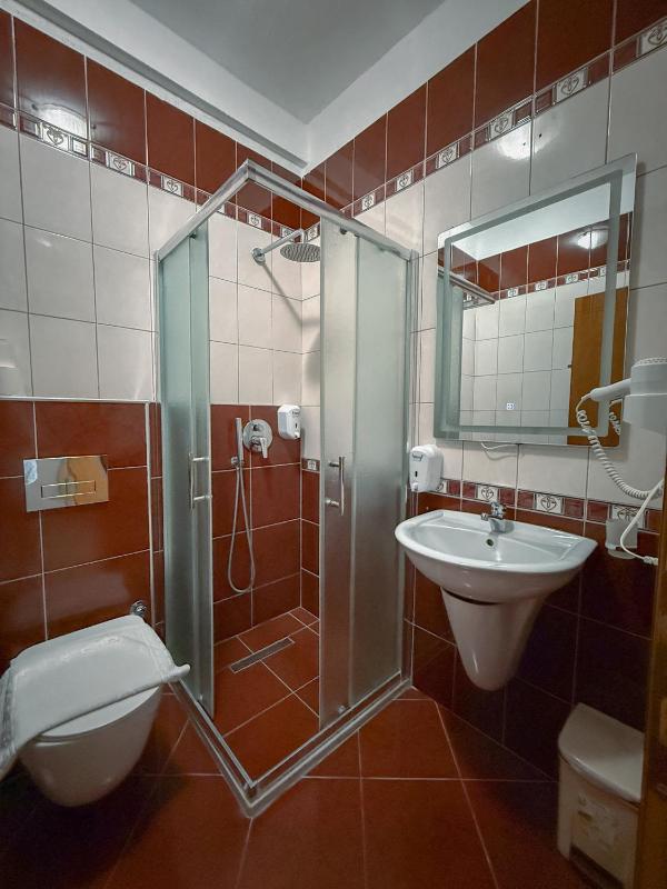 Hotel Bahamas - image 9