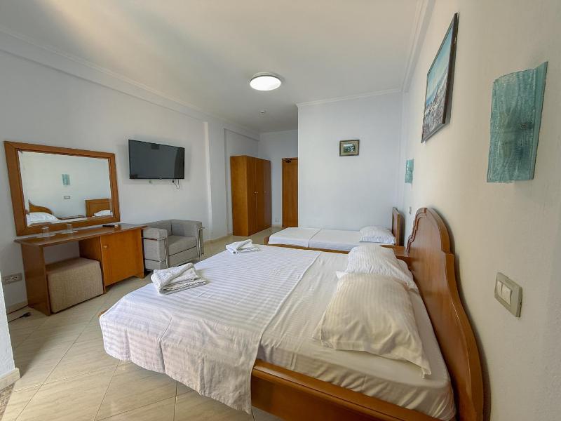 Hotel Bahamas - image 16