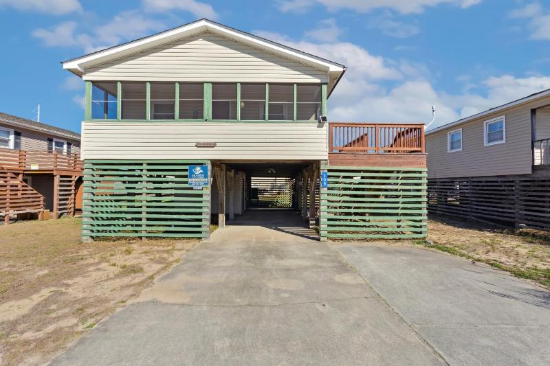 5165 - Holden Inn - image 21
