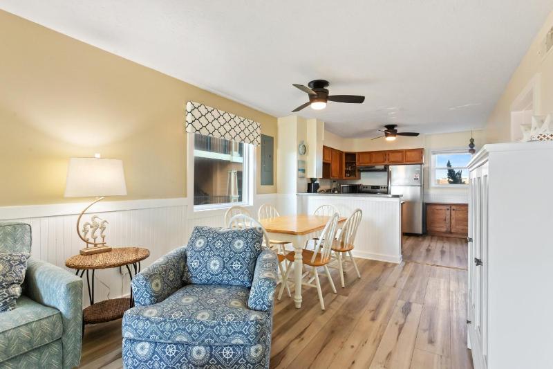 SO5A - Oceanside Bungalow - image 3