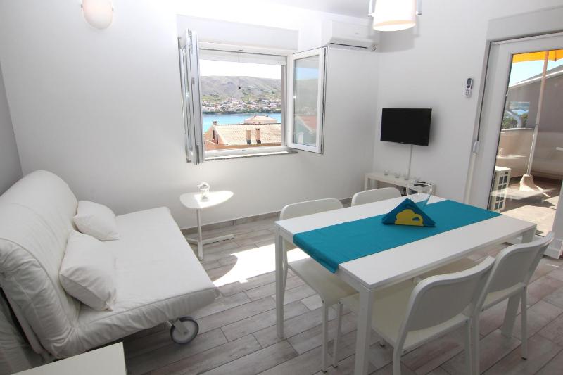 Apartment Villa Franci Pag with heating and open all year - image 20