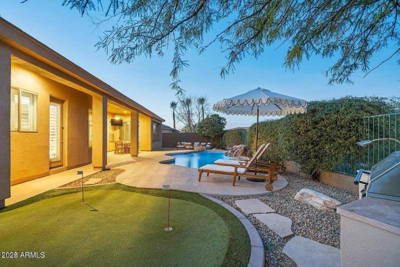 Backyard Zen Scottsdale Style - image 22
