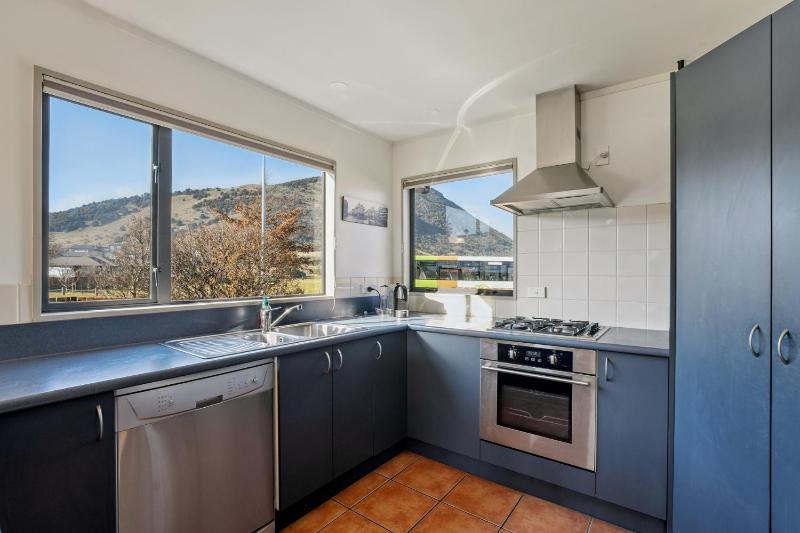 Vista Vale - Wanaka Holiday Home - image 13