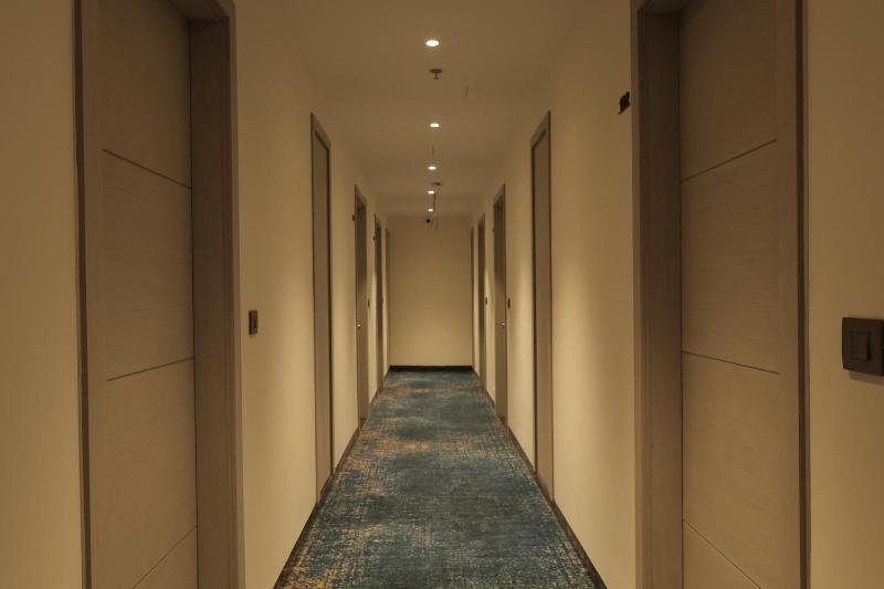 Lakefront Hotel by Brijwasi - image 5
