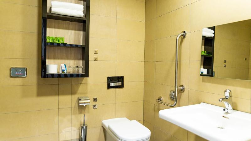 Double Room with Extra Bed image 2