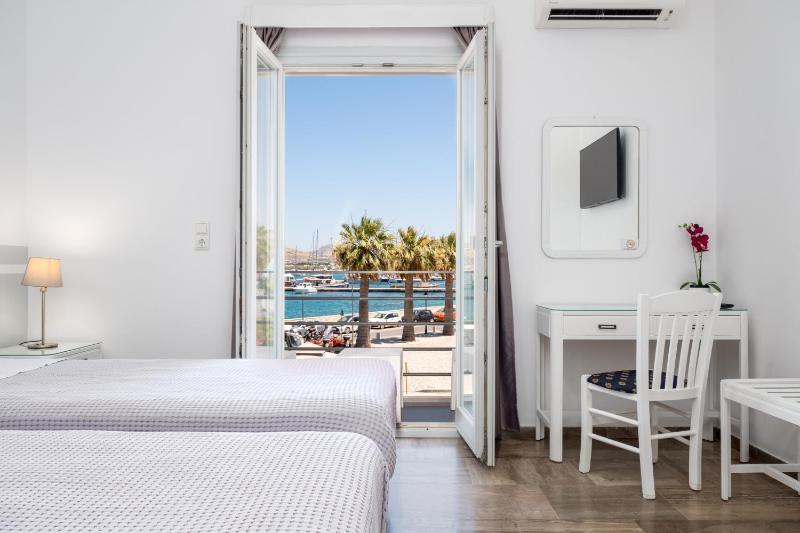 Double or Twin Room with Sea View image 3
