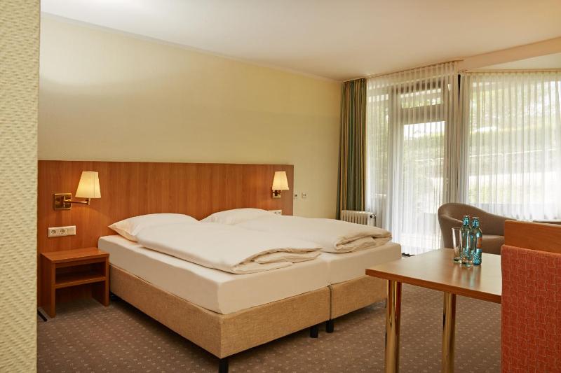 Comfort Room - valley view 