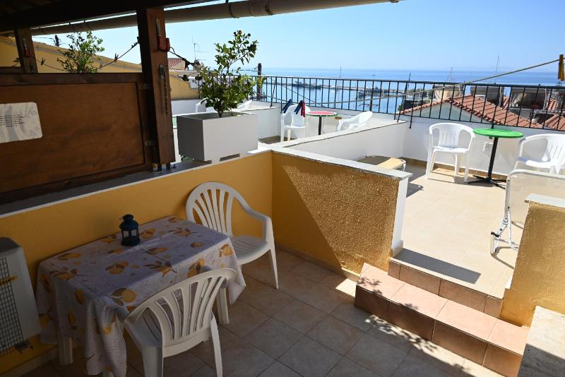 Twin Room with Sea View Terrace image 1