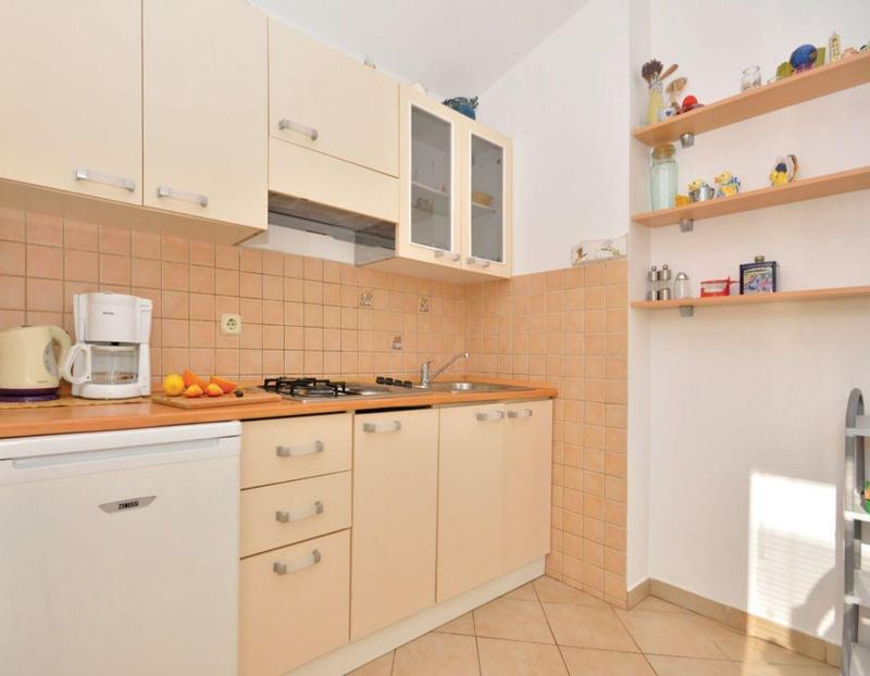 Apartment Mare - image 14
