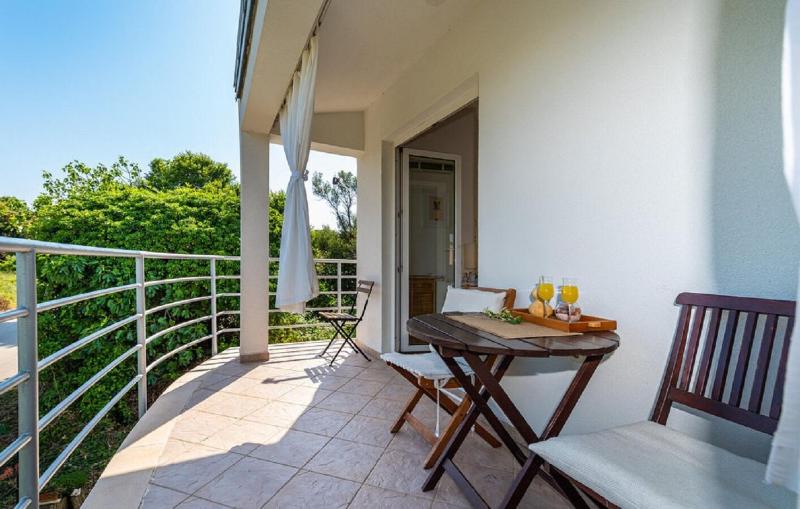 Apartment Mare - image 20