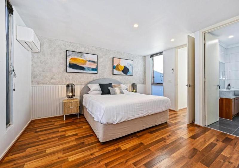 Butlers Place - image 14