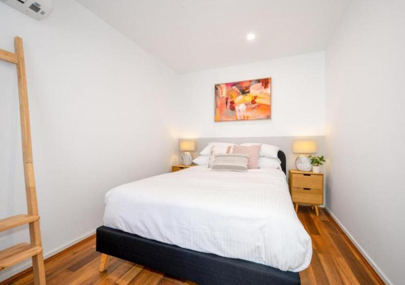 Butlers Place - image 10