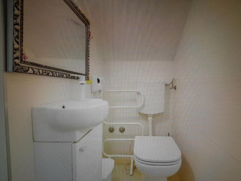 Apartments Roza - image 6